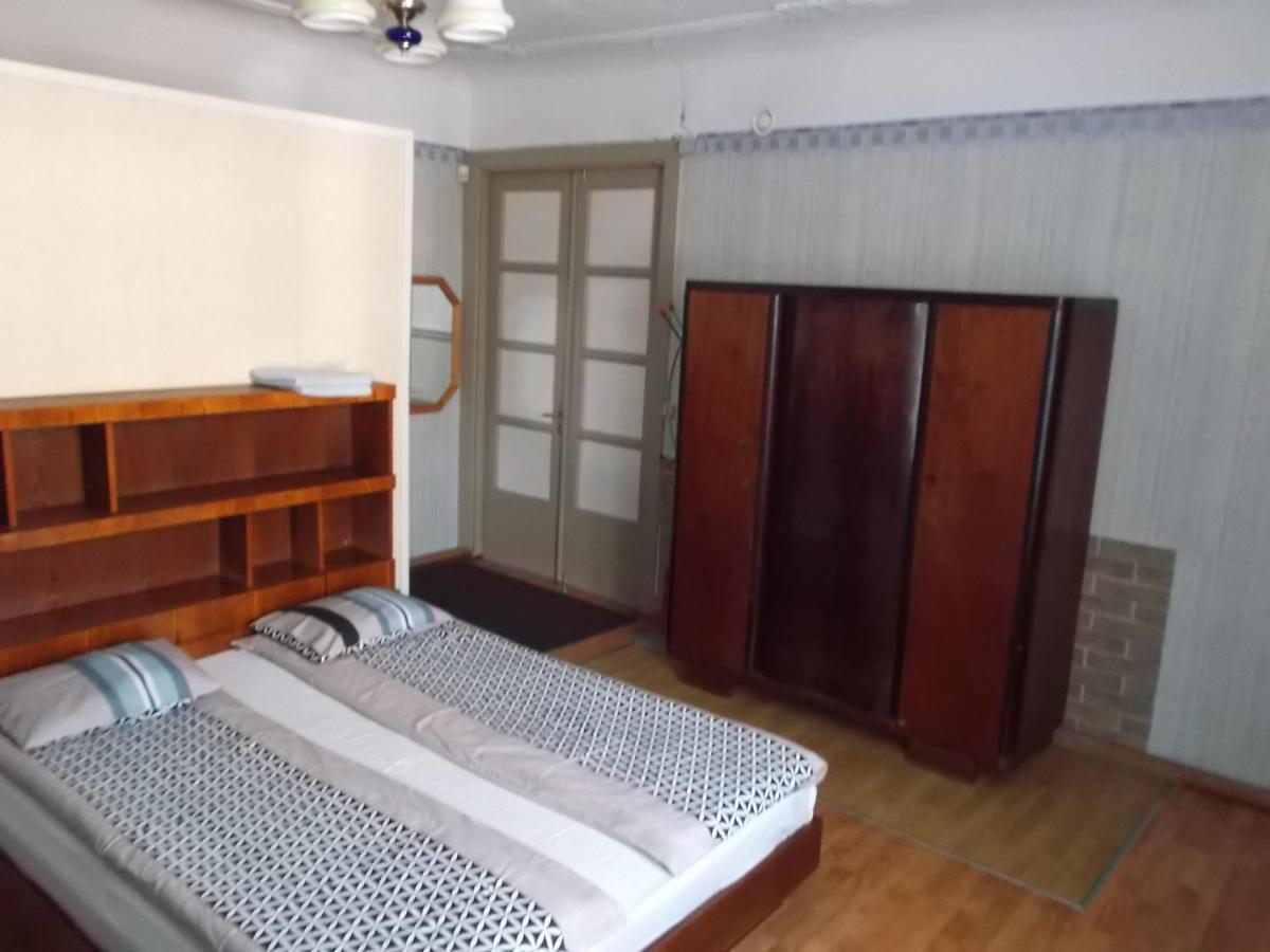 Single Room Shower